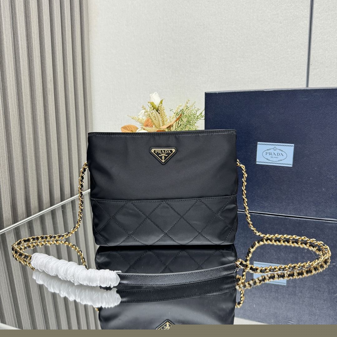 Pra*a satchel bags
